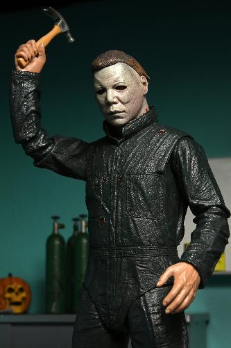 40th Anniversary Set of Myers and Loomis together in one awesome pack! Celebrating the 40th anniversary of the classic 1981 sequel Halloween 2, this action figure 2-pack includes 7-inch-scale versions of Michael Myers and Dr. Loomis! 